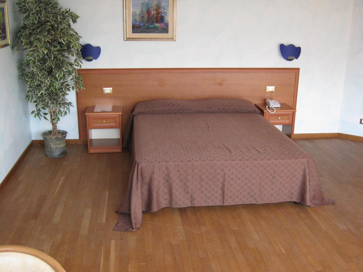 Hotel Villa D'Evoli Castropignano Εξωτερικό φωτογραφία